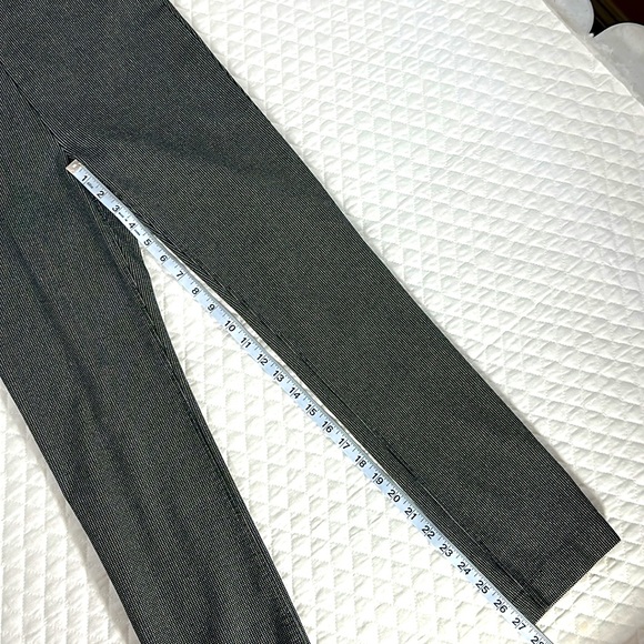 Crosby Pull on Ankle/Cropped Black & White Tweed Pants Size 4 Faux Back Pockets - Picture 5 of 10